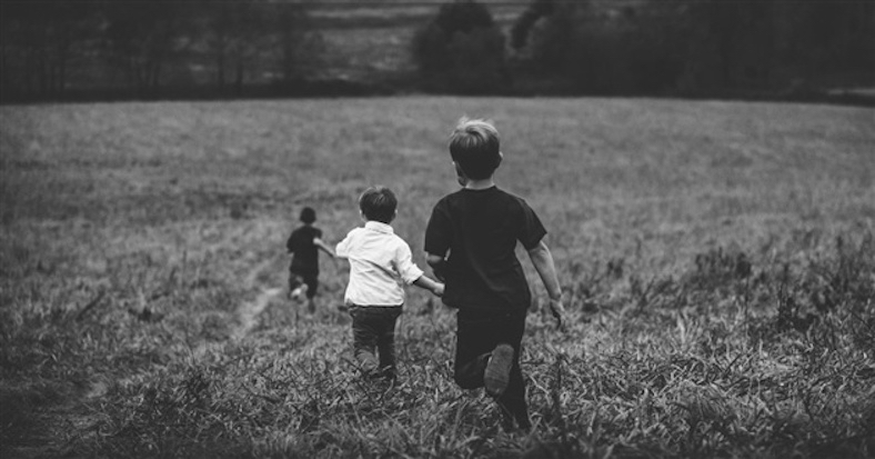 32246-kids-running-field-1200.630w.tn.jpg